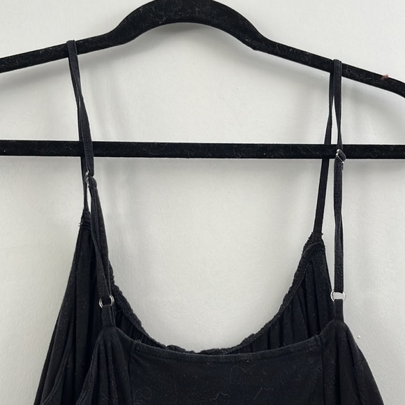 Flounce, black dress with adjustable straps. - Picture 3 of 8